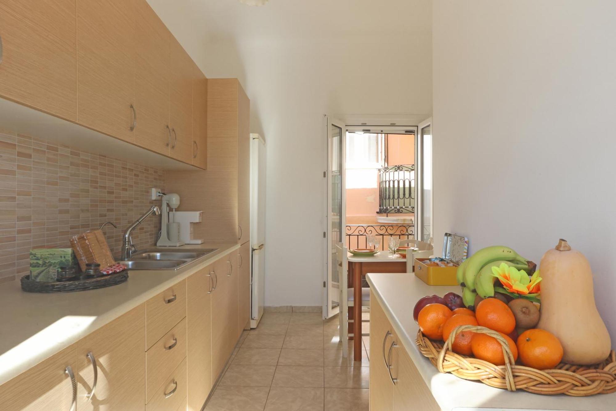 San Nikolas View Guest House Ermoupoli Ngoại thất bức ảnh