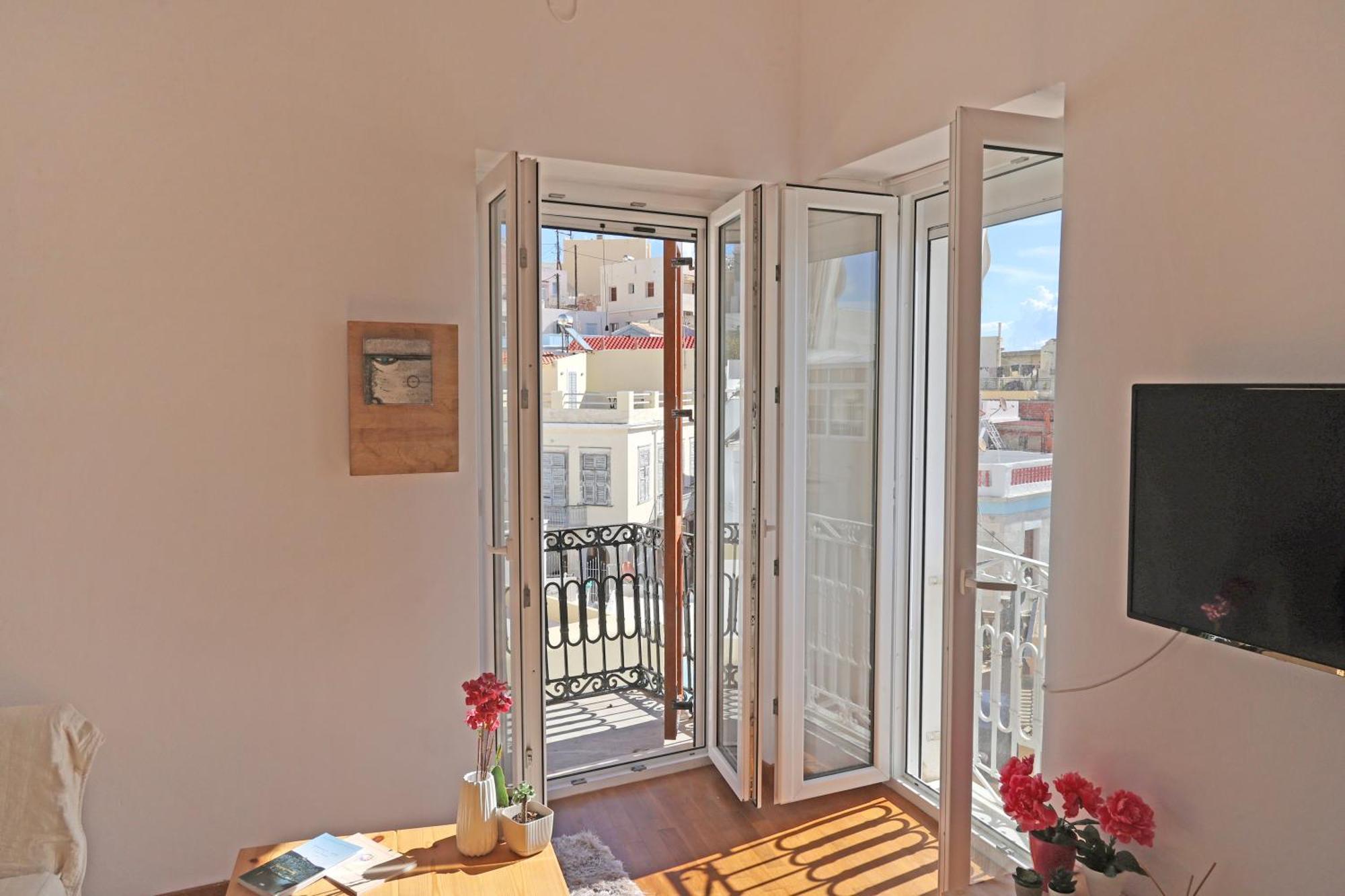 San Nikolas View Guest House Ermoupoli Ngoại thất bức ảnh
